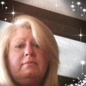 Meet your Posher, Debbie